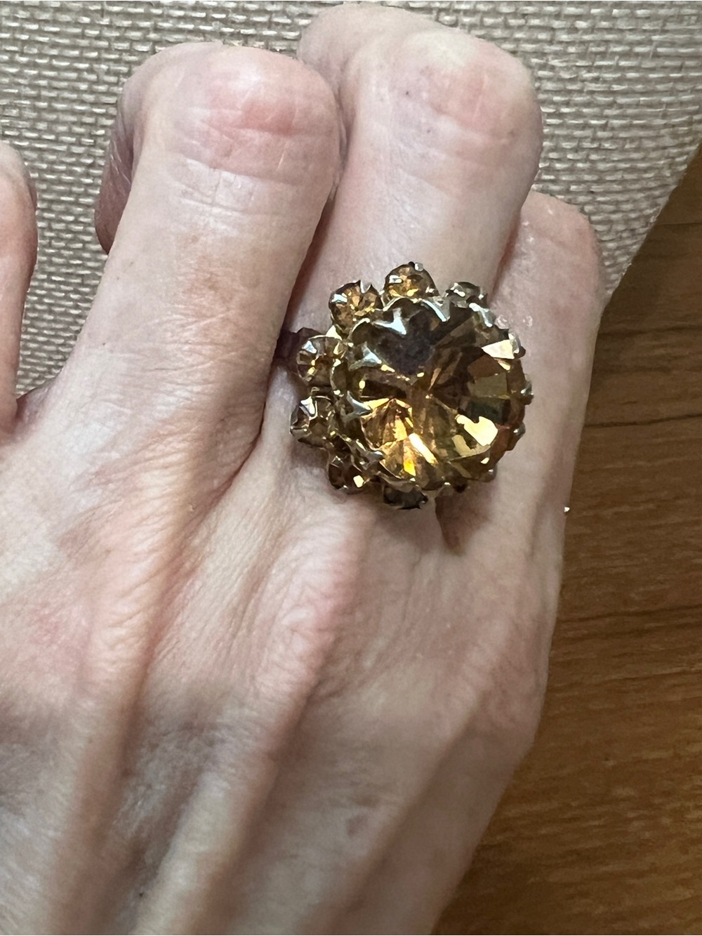 Vintage Gold-Tone Amber Crystal Cocktail Ring - Adjustable - Picture 7 of 10